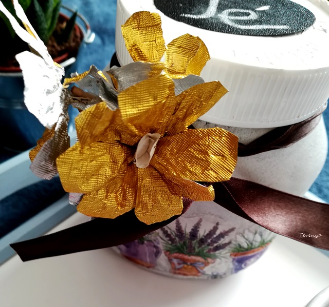 como-hacer-flores-papel