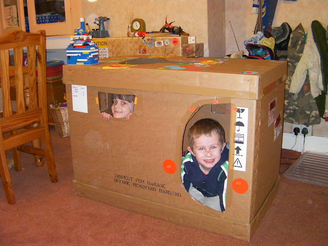 medium cap and sleeve pallet for kids