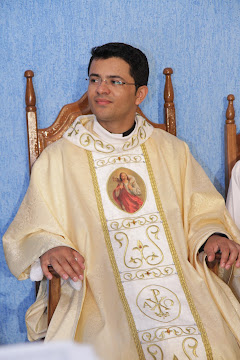 Pe. Júnior Moreira - Pároco