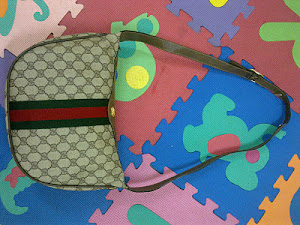 Gucci Beige Signature Shoulder Bag(SOLD)