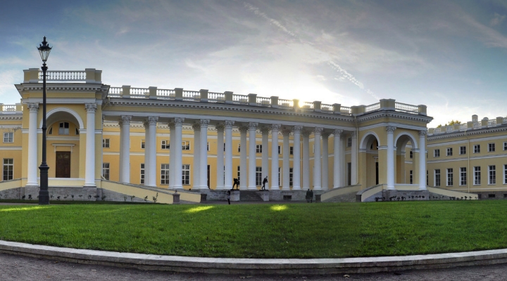 Александровский дворец в пушкине Александровский дворец в пушкине