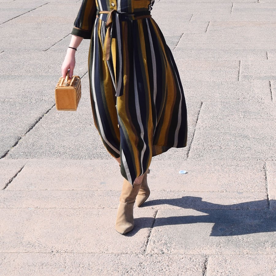 Vestido_rayas_con_botines