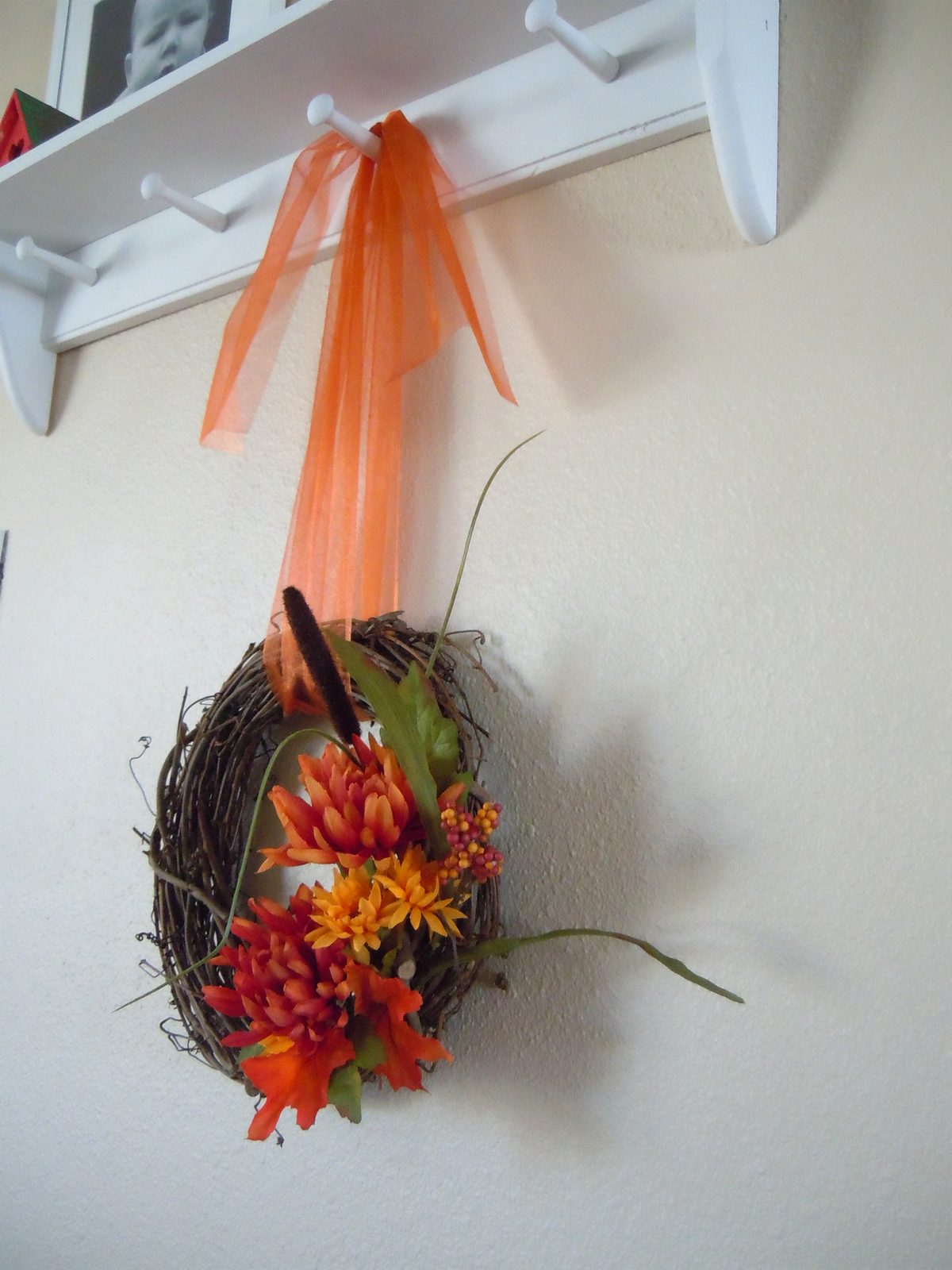 Fall Decor Tutorial Simple Silk Flower Grapevine Wreath Naturally