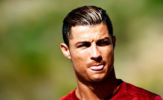 Gaya Rambut Terbaru Christiano Ronaldo Gaya Rambut Terbaru Christiano Ronaldo