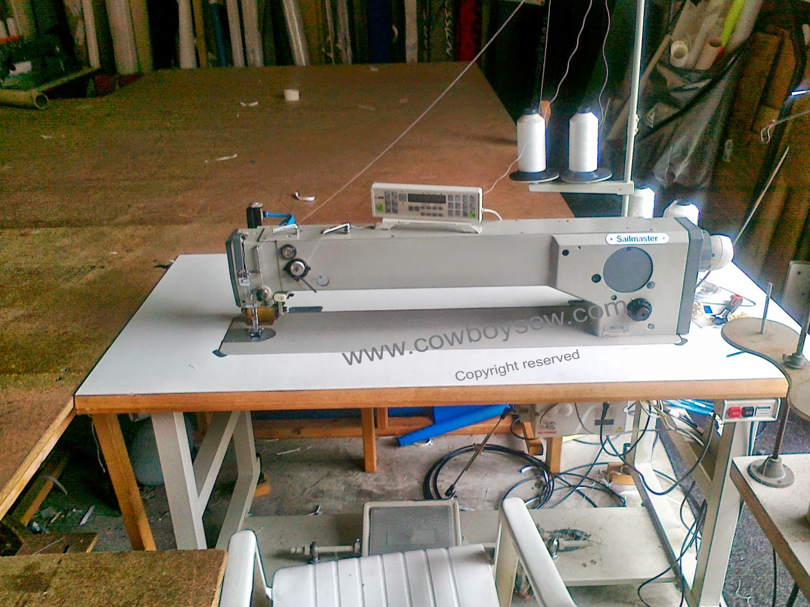 Heavy duty industrial sewing machines 951830 Long arm zigzag sail