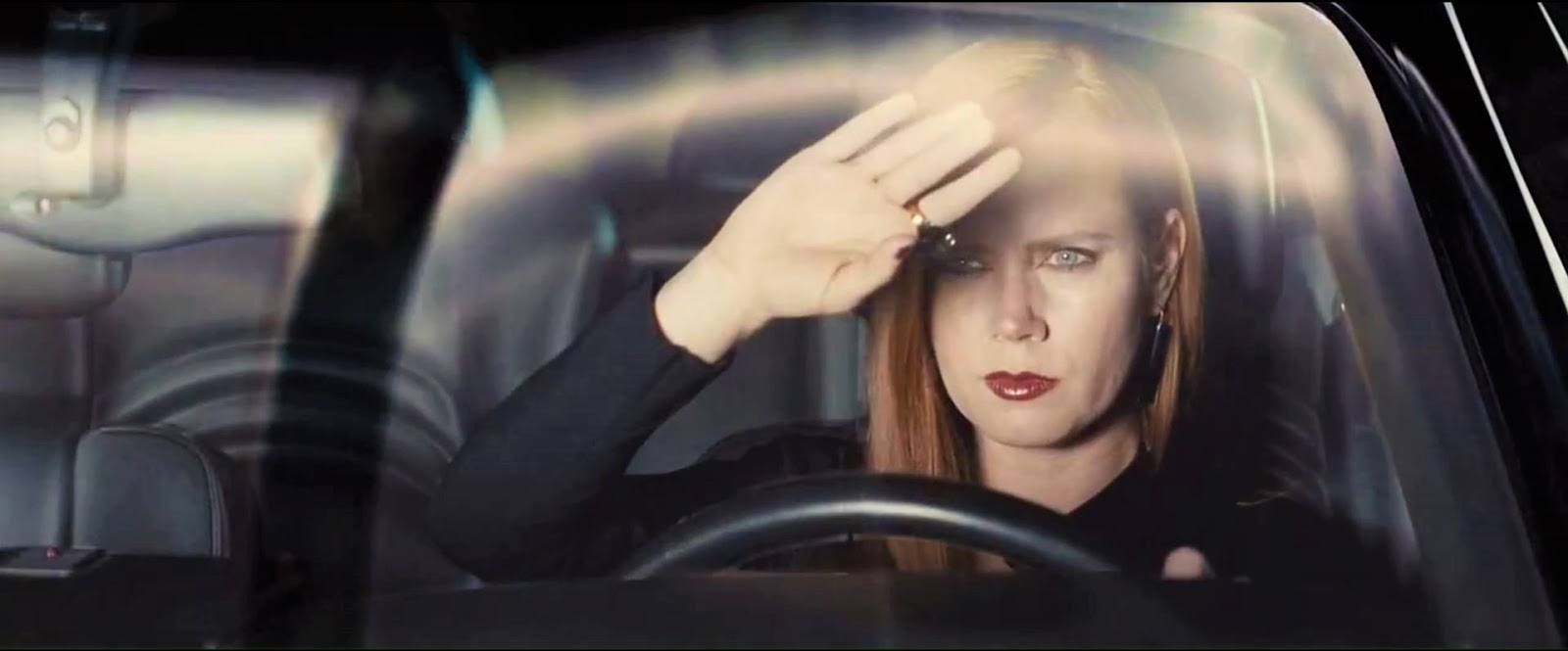 под покровом ночи фильм 2016. малия бейкер ты боишься темноты. свет в окне. лора гастингс под покровом ночи. джейк джилленхол под покровом ночи.