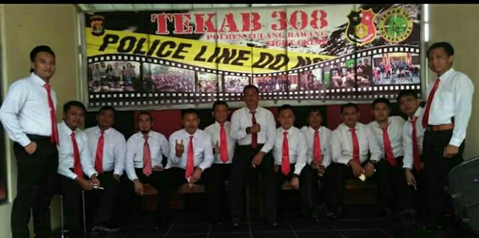 12 Anggota Tekab 308 Polres Tulangbawang Mendapatkan Piagam Penghargaan Kapolda Lampung