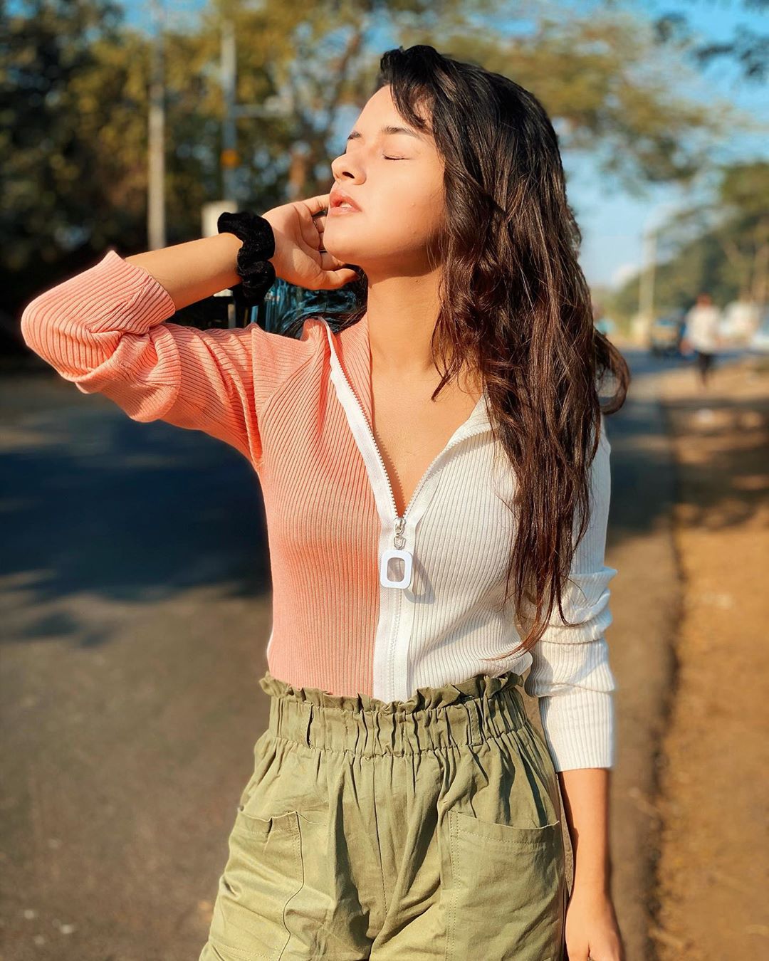 Avneet kaur pic