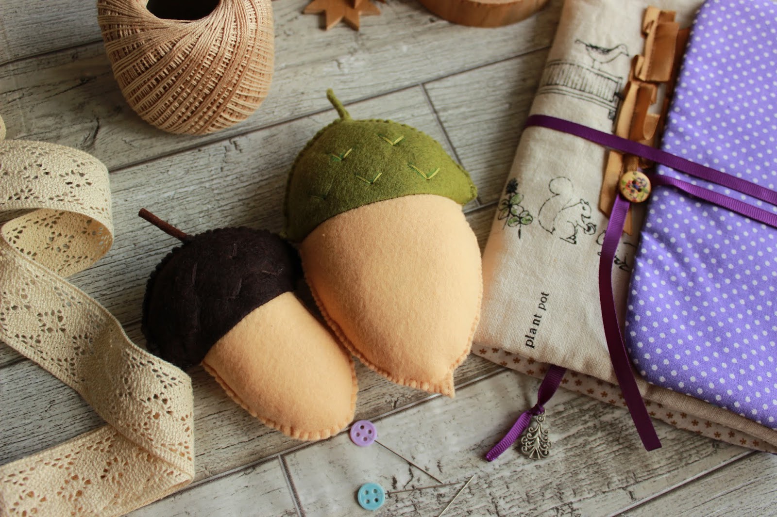 Желуди из фетра своими руками