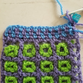 Window to the Whirl Blanket free crochet pattern and tutorial by Felted Button Window to the Whirl Blanket free crochet pattern and tutorial by Felted Button