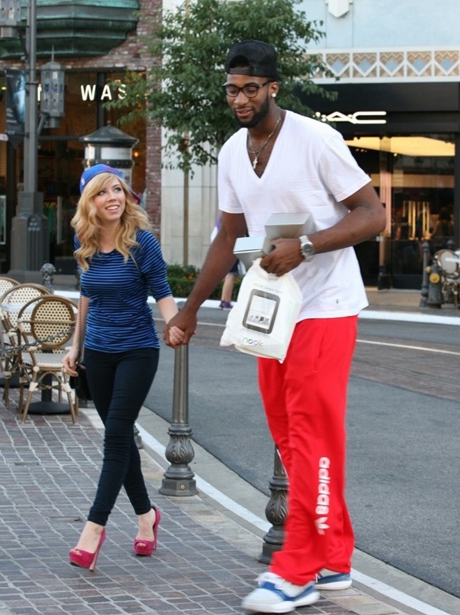 Andre Drummond Jennette Mccurdy Train - Pin on Jennette McCu