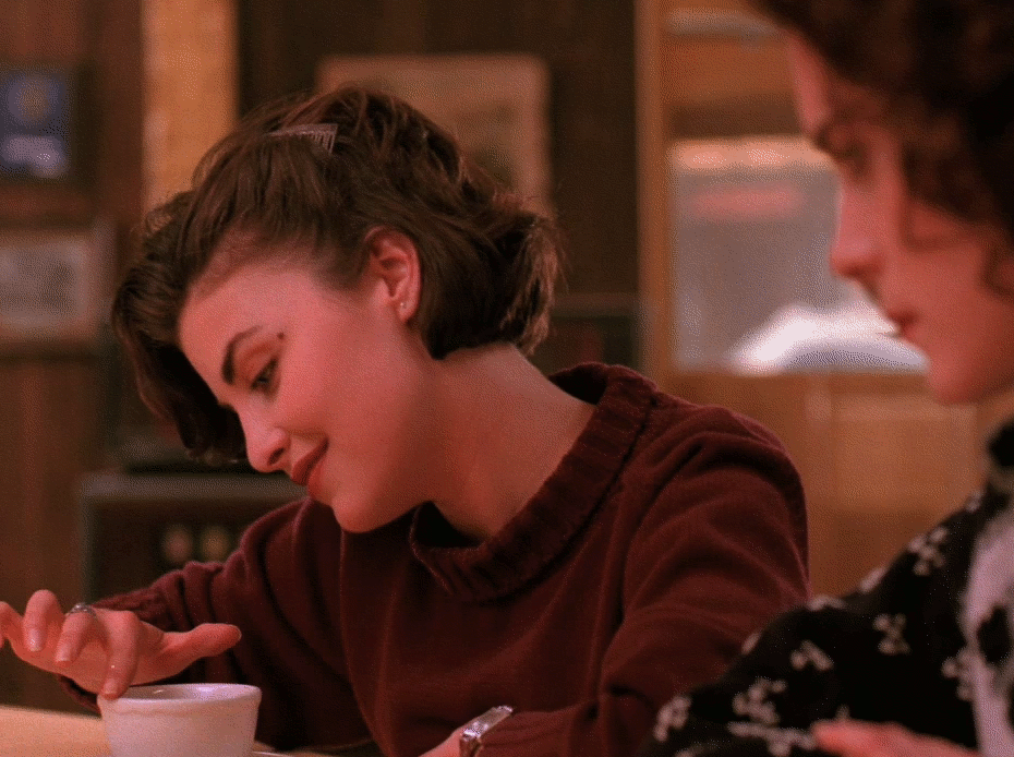 Morondanga El juego de las tazas