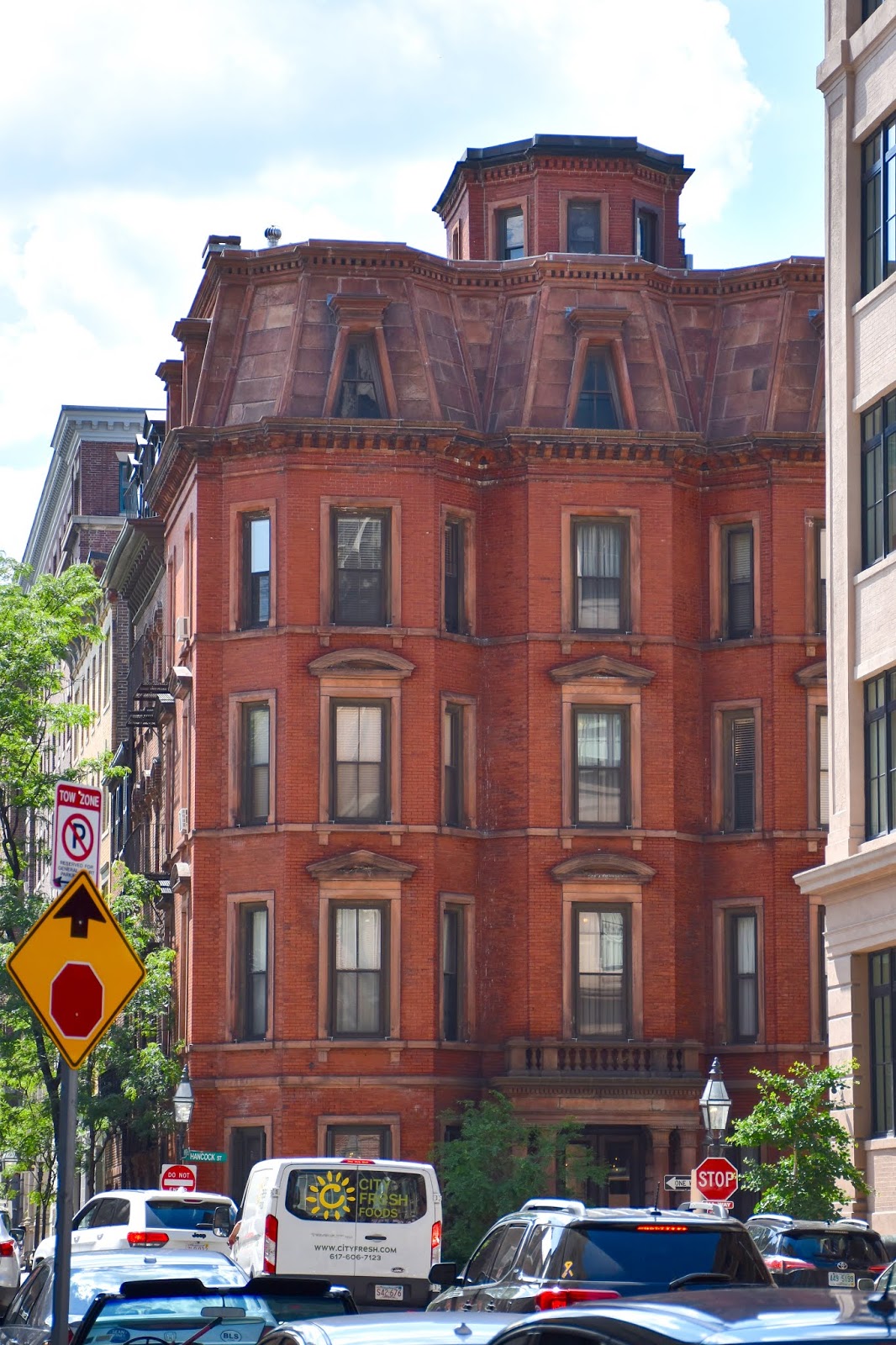 File:Louisburg Square Beacon Hill Boston Massachusetts.jpg - Wikipedia