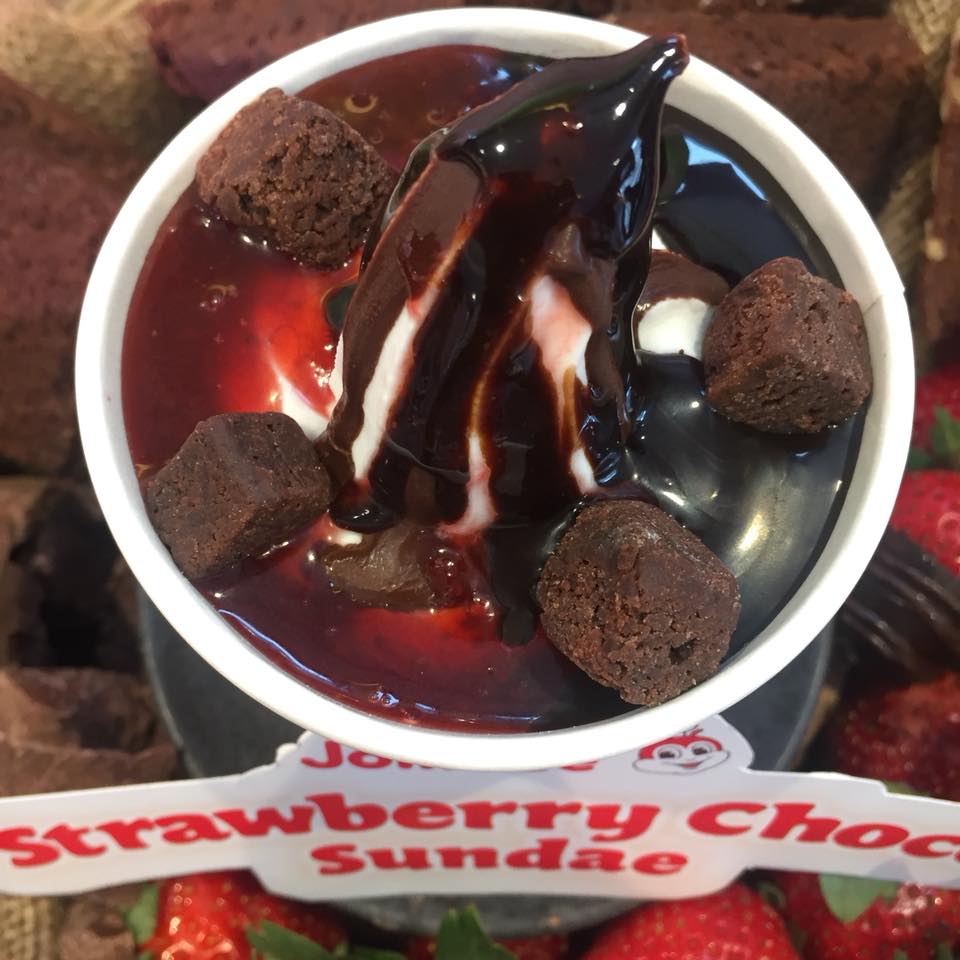 Jollibee launches new flavorpacked dessert indulgence Strawberry