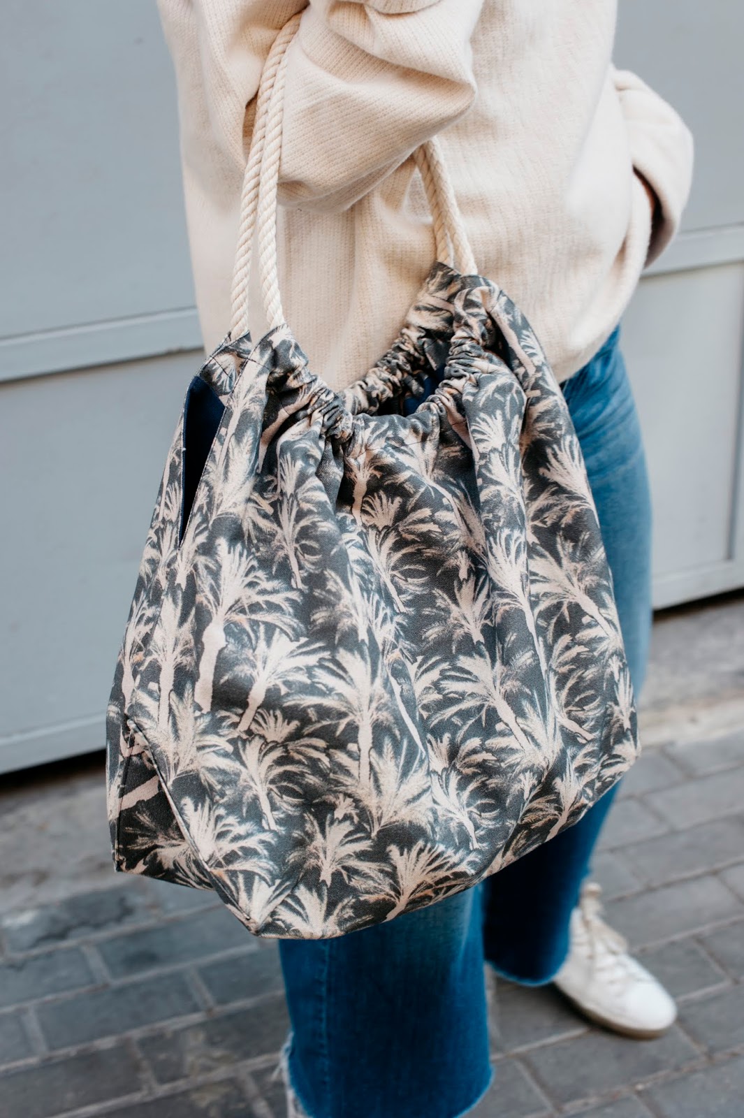 NUEVAS COLECCIONES; ROPA ZUBI.-