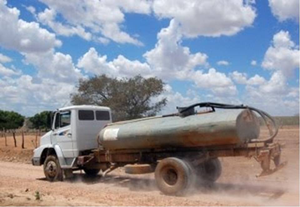 CIDADANIA: A INDÚSTRIA DA SECA CONTINUA VIVA E BEM ATUANTE!