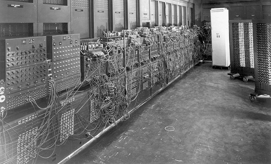 История создания компьютера и первые ламповые устройства История создания компьютера и ламповые устройства