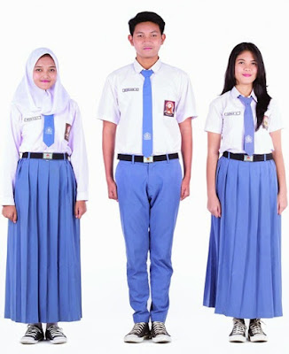 Jahit Bet Pada Saku Baju Seragam Sekolah Yang Terlihat Apik Jahit Bet Pada Saku Baju Seragam Sekolah Yang Terlihat Apik