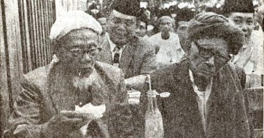 Mbah Wahab dan Mbah Bisri "Rebutan" Nimbo