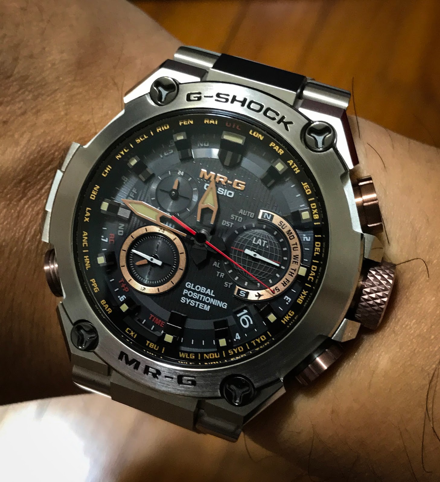 Mr-g mrg g-1000. Mr g. G-shock mrg-g2000. Mrg-g2000. G-shock модель mr-g,.