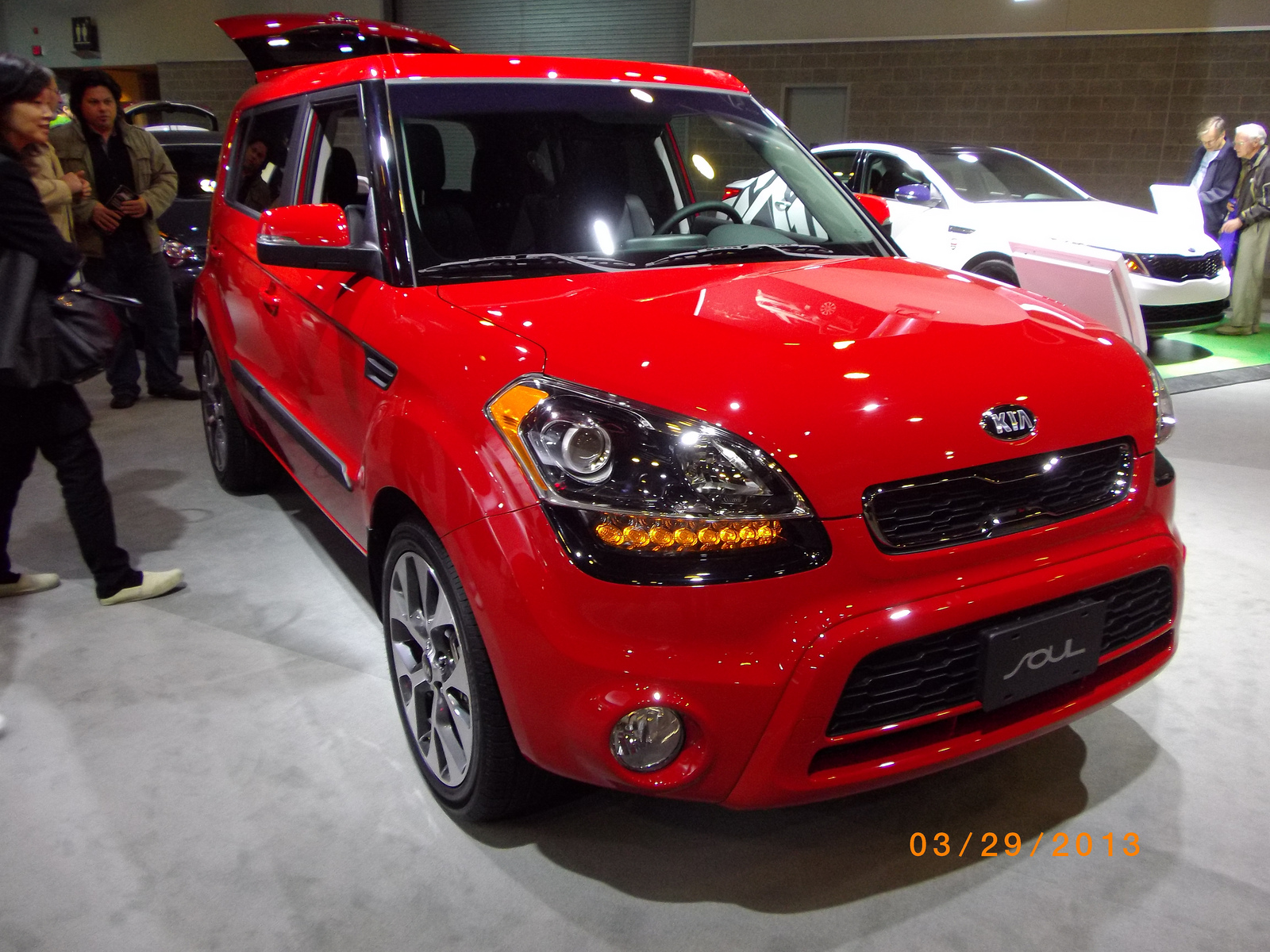 *TKS THROWBACK THURSDAY! 2013 KIA SOUL EXCLAIM RED! (2 PICS)*... - THA