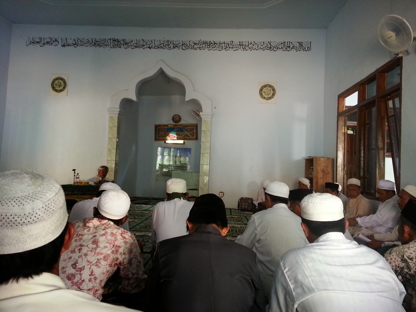 PENGAJIAN KITAB HADITS ARBAIN BERSAMA RKH MUDATSTSIR BADRUDDIN ~ IKBAS
