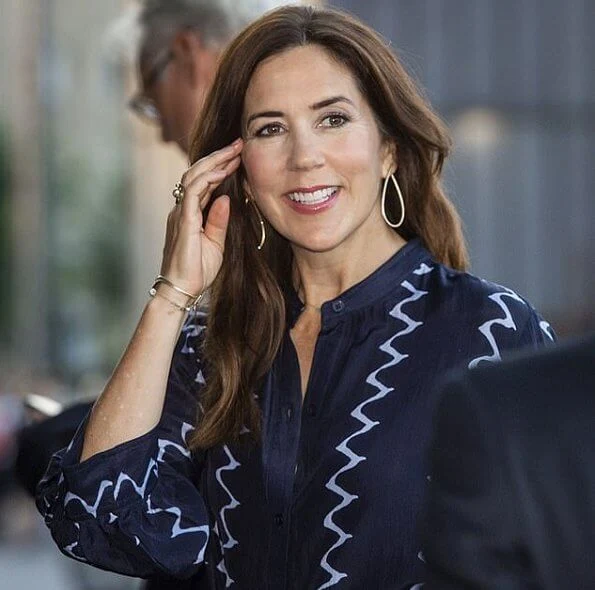 Apiece Apart Dunegrass. Crown Princess Mary wore a zigzag printed shirt dress by Apiece Apart. and Alexandre Birman Braided sandals