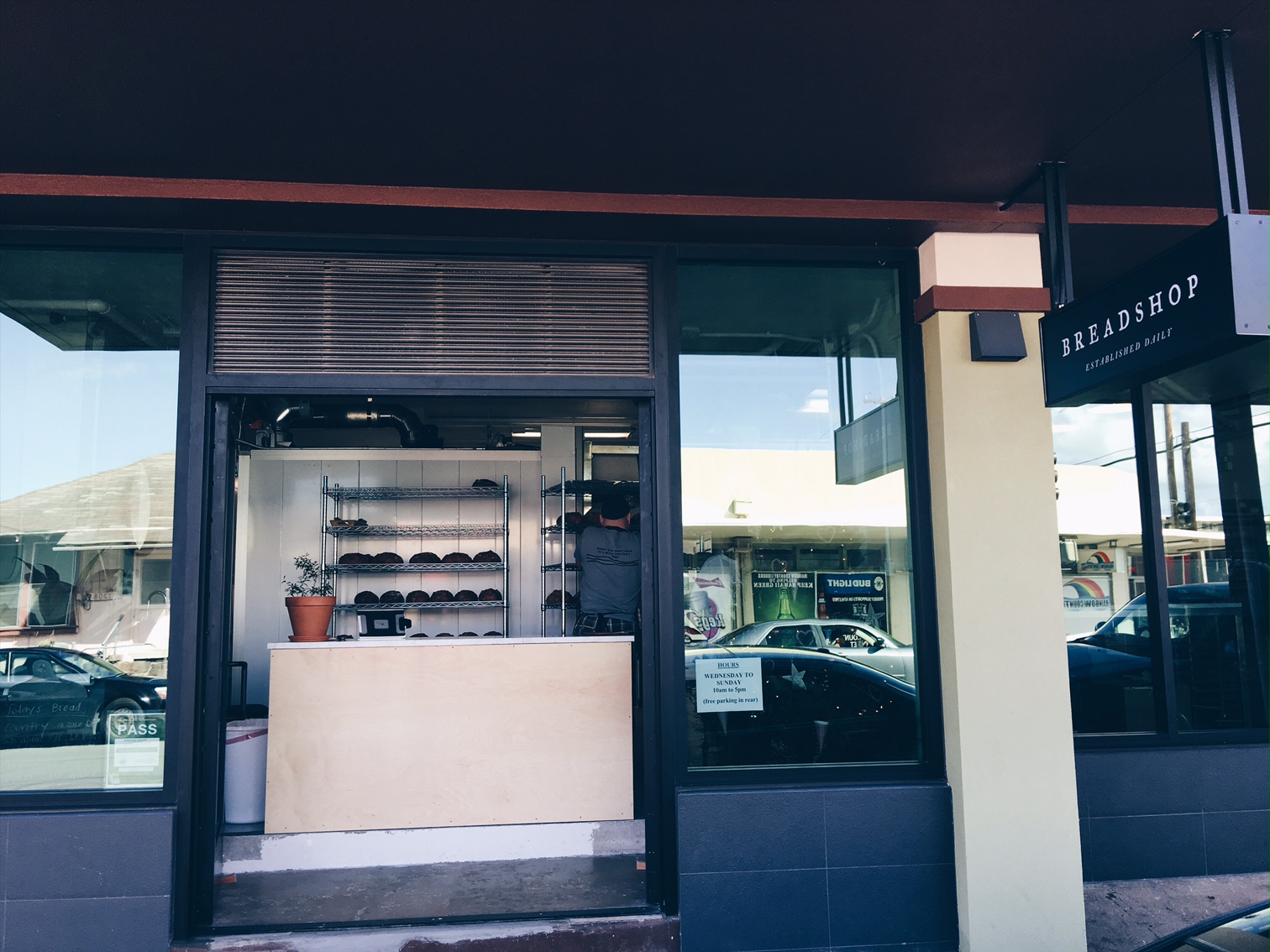 Hawaii Mom Blog Now Open