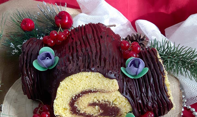 Tronchetto di Natale (Buche de Noel) Tronchetto di Natale (Buche de Noel)