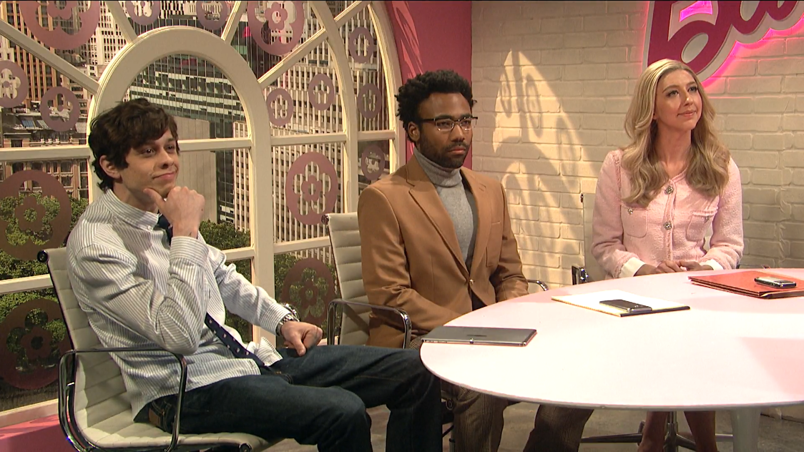 Unfunny Guy Waits for Gumball: SNL Sketch Analysis: Donald Glover