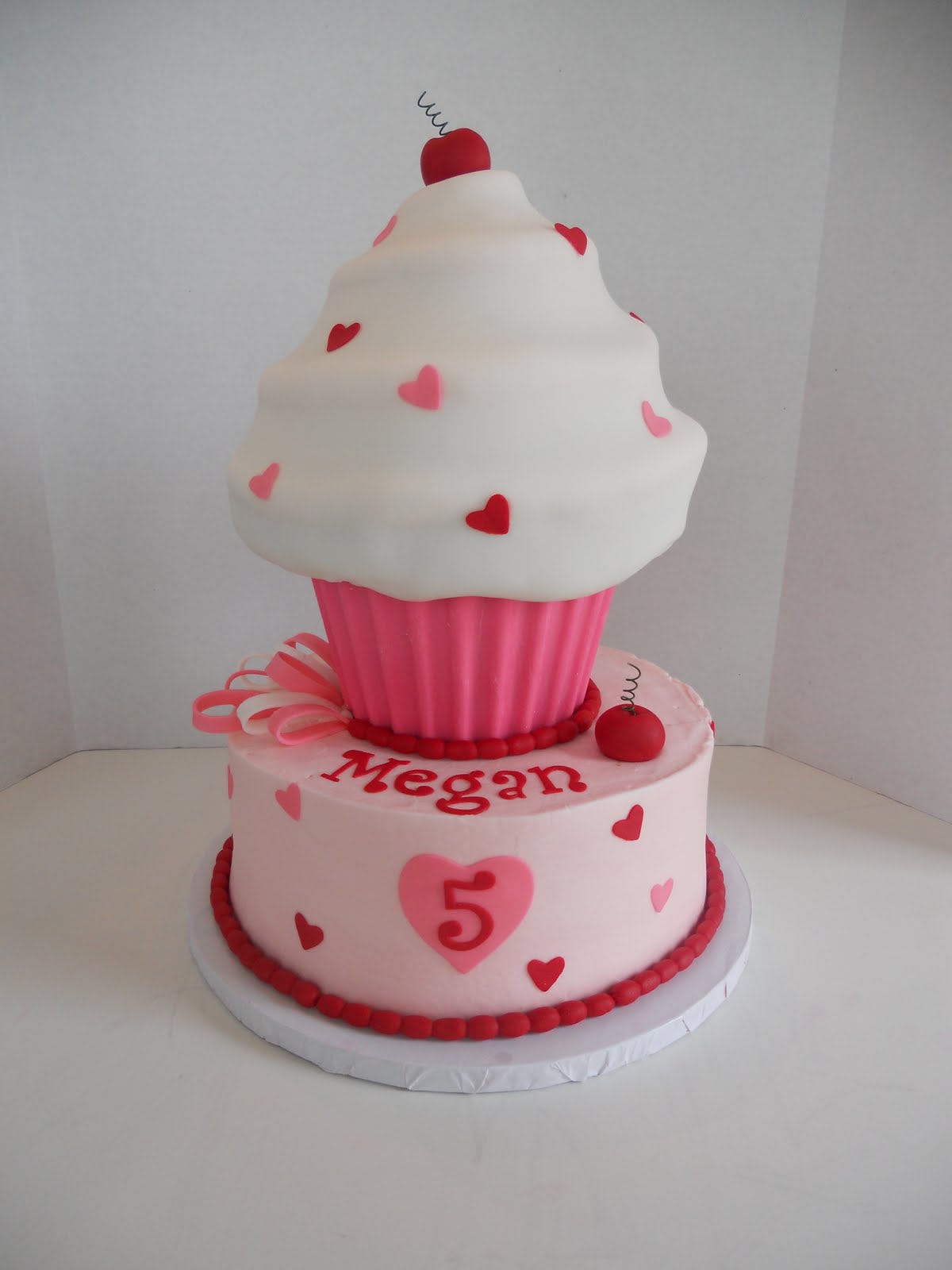 my stayathome momma drama Megan's Cake Decorating Party