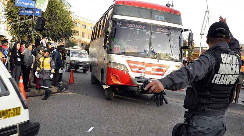 Sanciones llegarán a transporte público que incumpla rutas o maltrate a usuarios