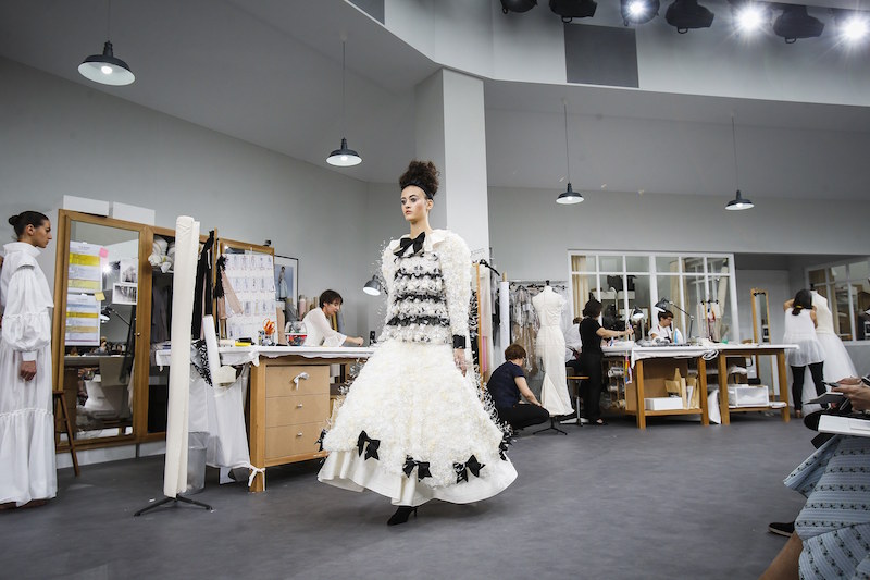 The Terrier and Lobster: Chanel Haute Couture Fall 2016: Couture Atelier  Set Design