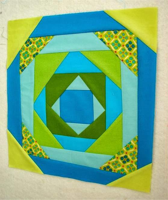 Moore About Nancy: Colonial Pineapple quilt block