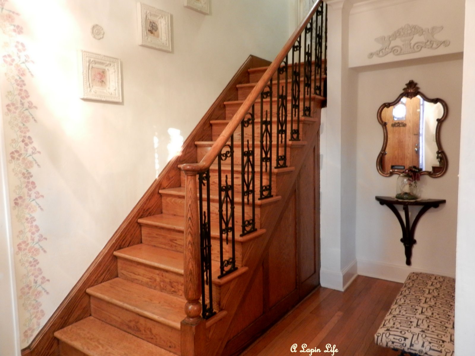 A Lapin Life How to Update an Old Mirror Frame with Homemade Chalk Paint