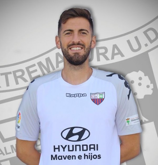 Oficial: Ponferradina, llega cedido Manu García