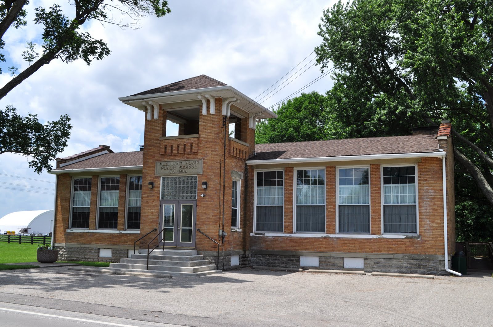OLD SCHOOL PLEASANT PLAIN SCHOOL/WARREN COUNTY
