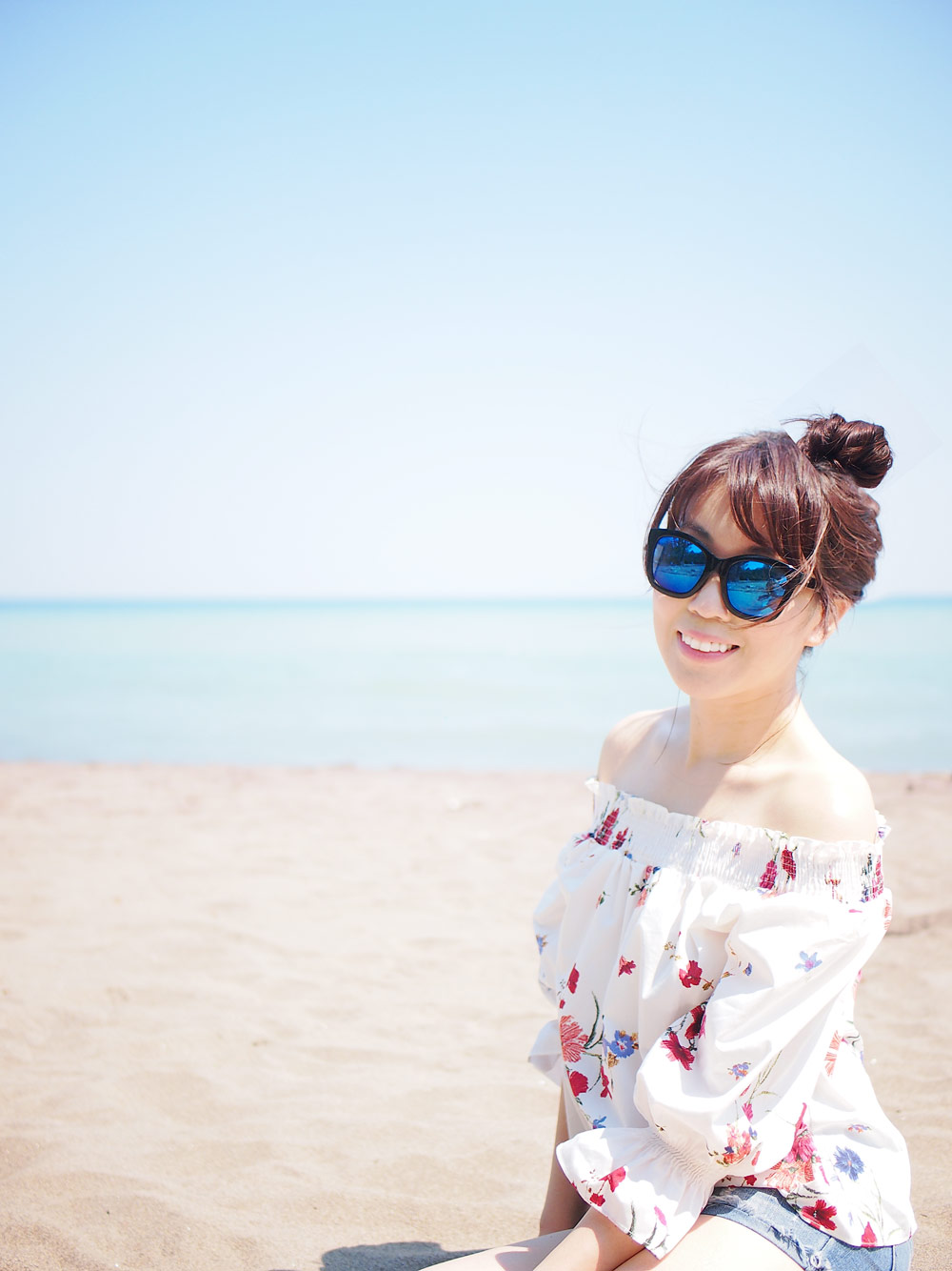 {Outfit of the Day} Off-Shoulder Floral Top at Rouge Beach Park
