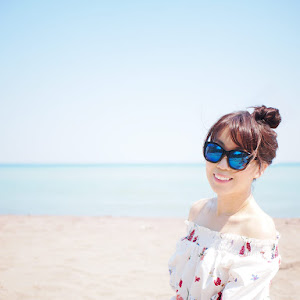 Off-shoulder floral top at Rouge Beach Park