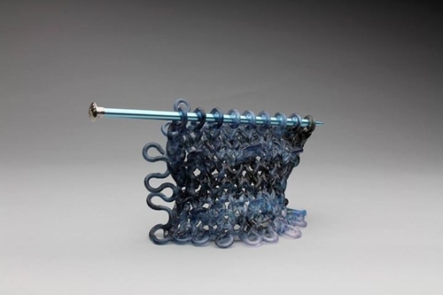 15-Carol-Milne-Glass-Knitted-Sculptures-www-designstack-co