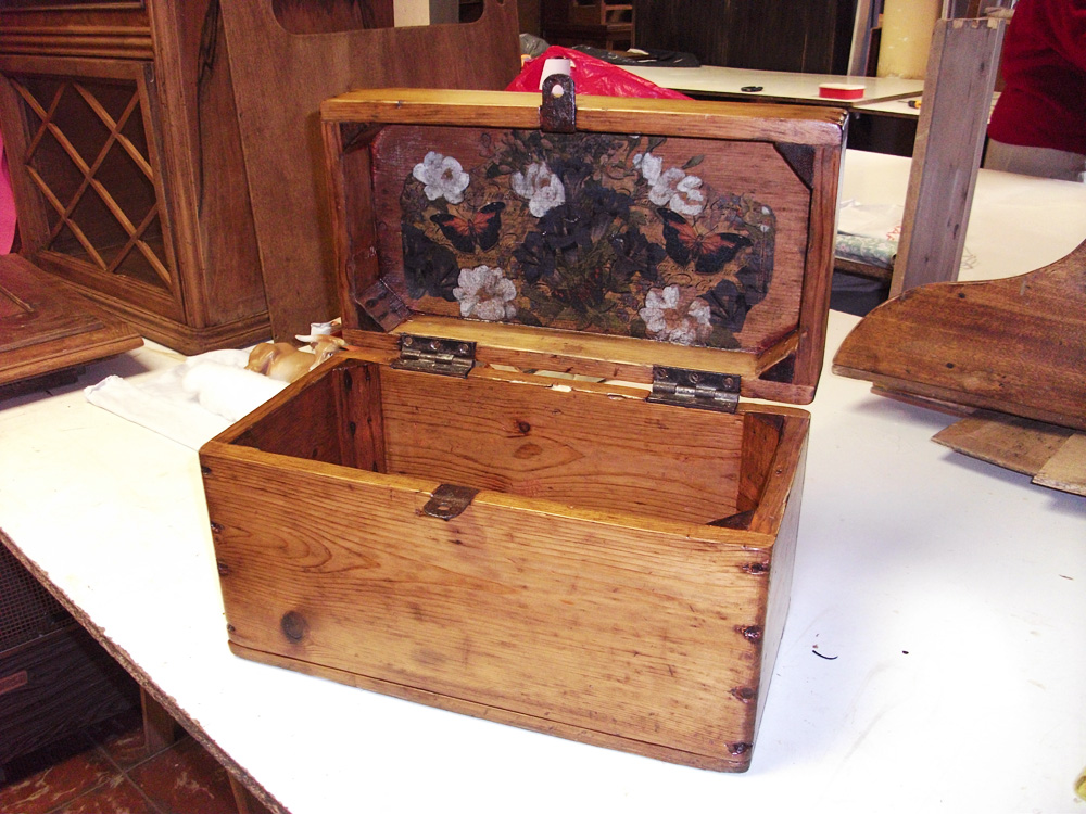 L'Antiga de Ripoll: CAPSA DE FUSTA