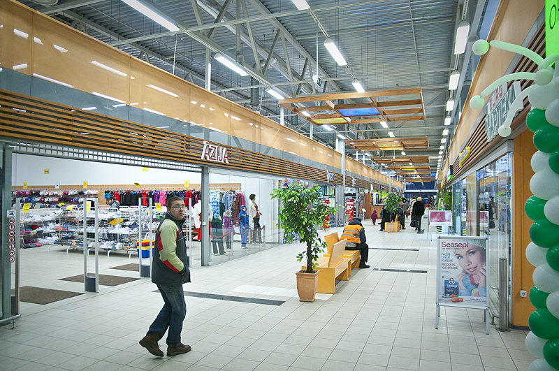 Rietumu tirdzniecības centri