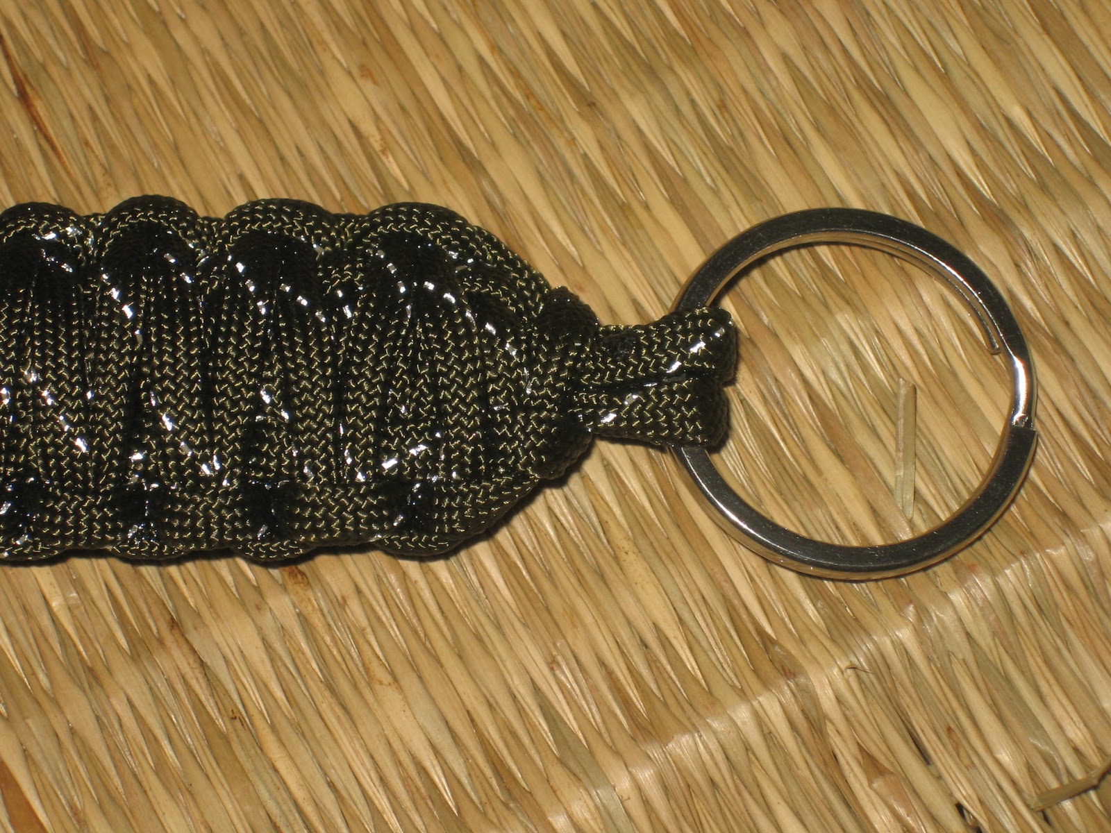 EVERYTHING PARACORD UK thai paracord roper EDC custom 550 reflective