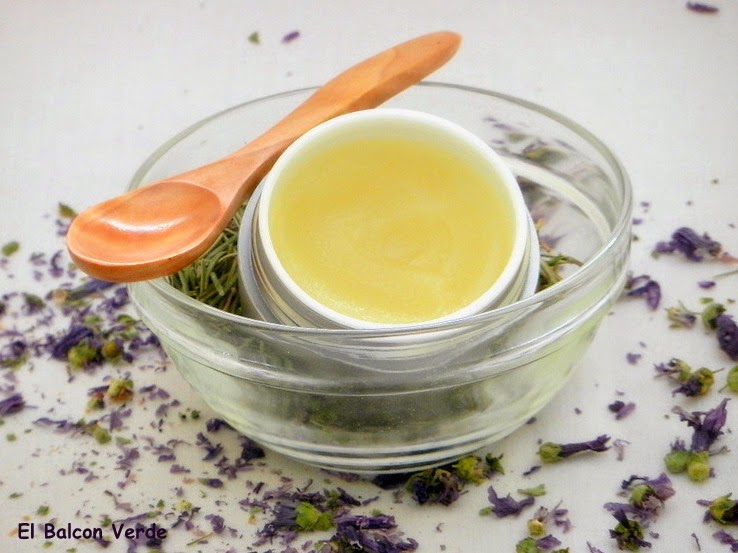 Qual a diferença entre cosméticos naturais orgânicos e veganos?