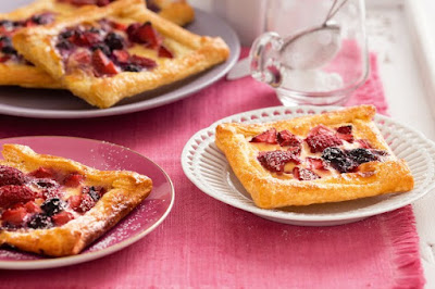 Custard berry danishes desserts recipes Custard berry danishes desserts recipes