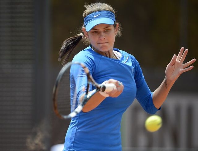 Julia Goerges Knows How To Wear Blue Hot Female Tennis Players