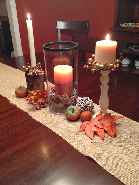 Two It Yourself: Fall table decorations on a burlap runner