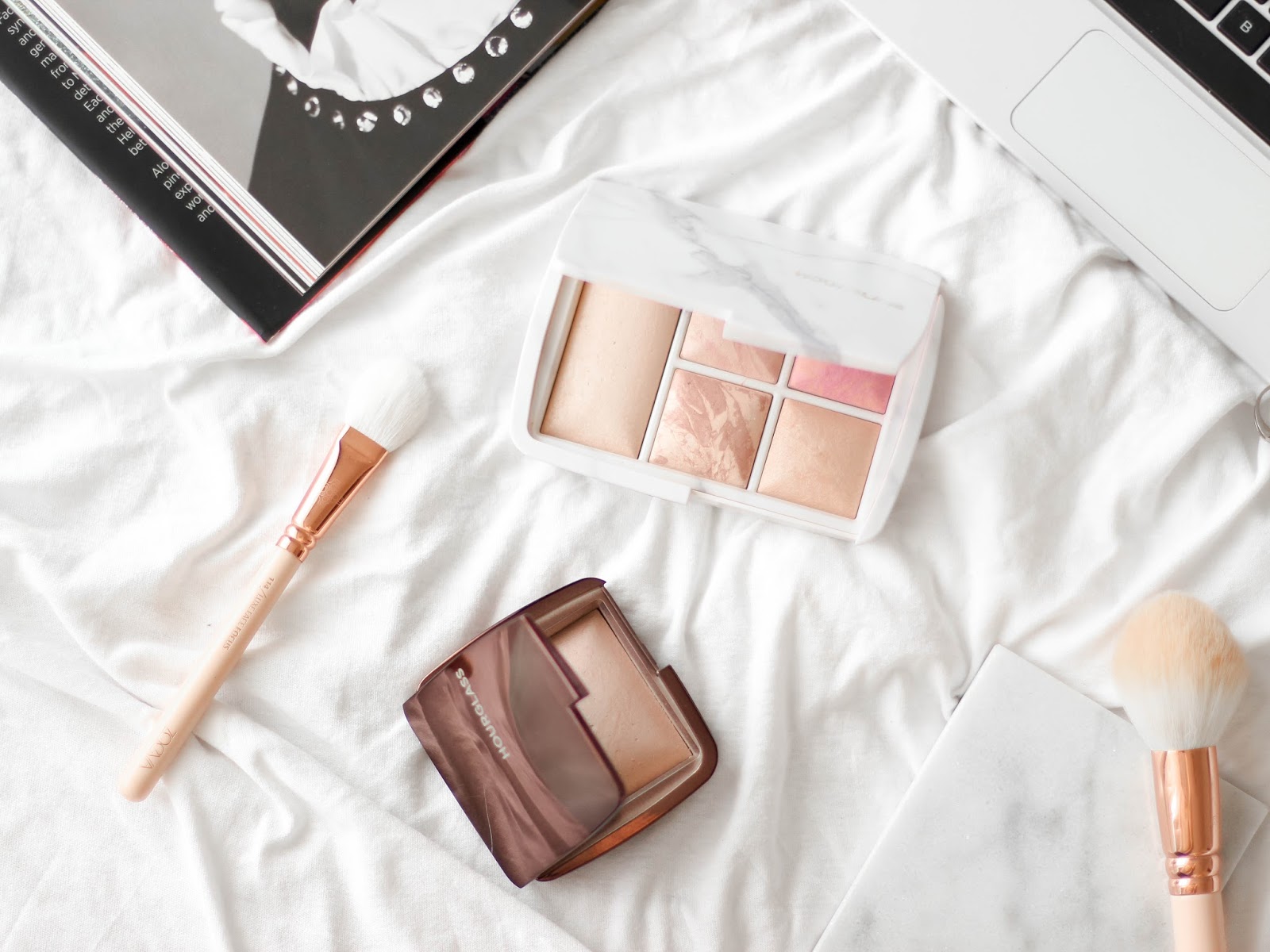 nejlepsi-dekorativni-kosmetika-2017-blog