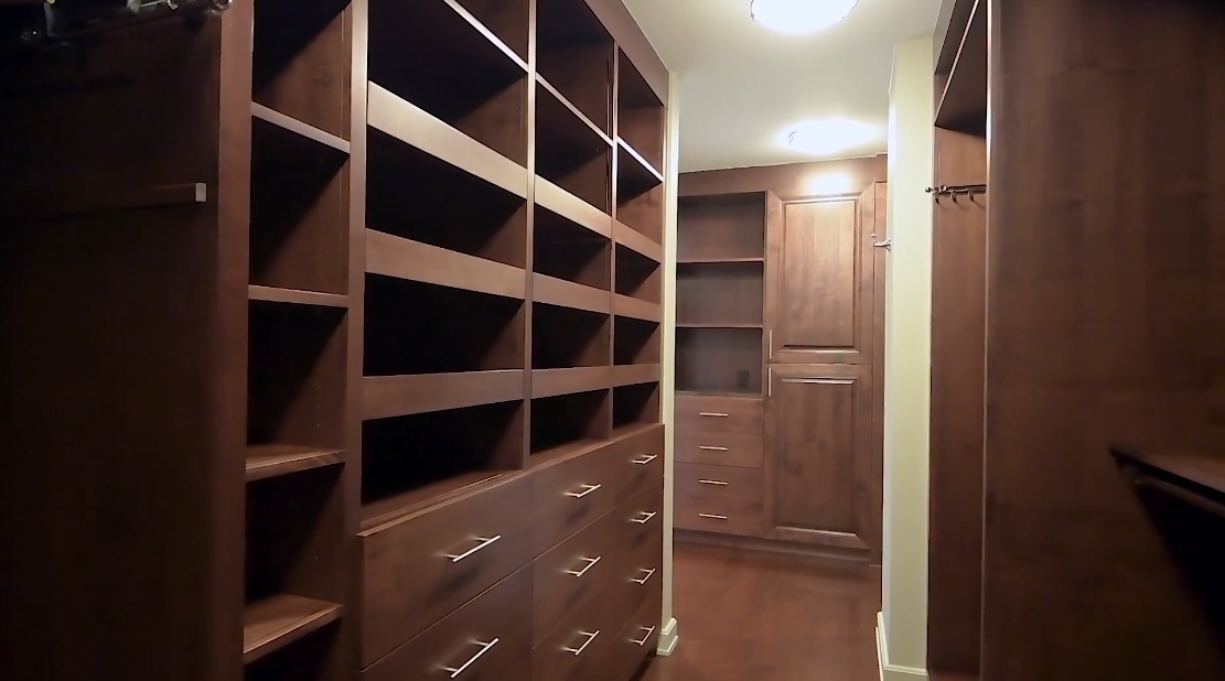Tour 4242 Broadway, San Antonio vs. 27 Interior Design Photos
