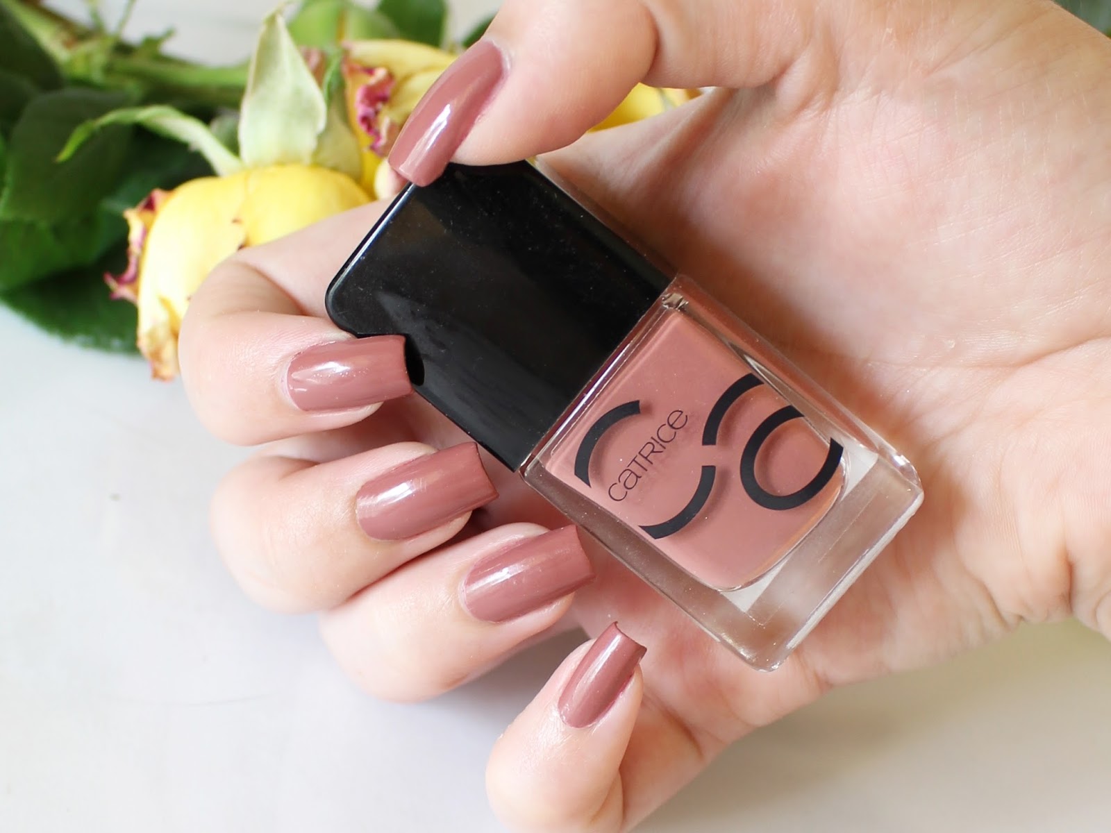 Catrice ICONails Rosywood Hills (10)